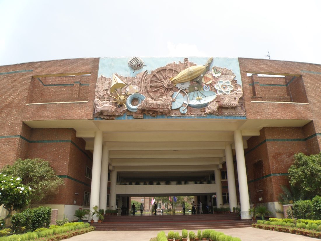 NSUT academic and administrative block entrance